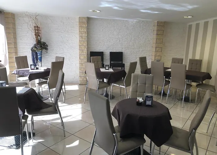 Couette-café Ramses 3*