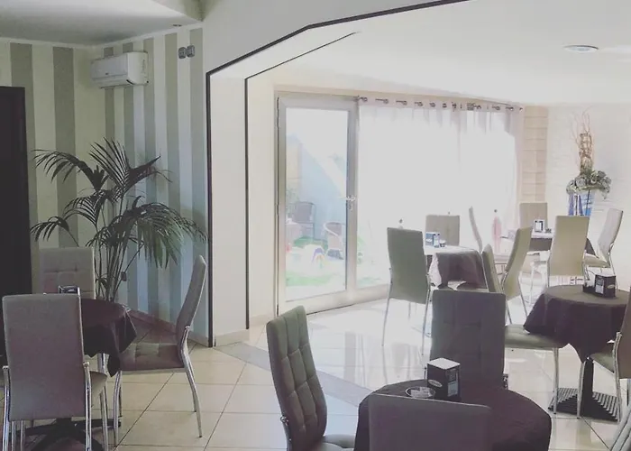 Couette-café Ramses Uta