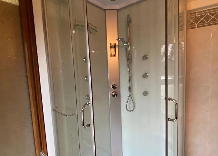 Ramses Couette-café Uta